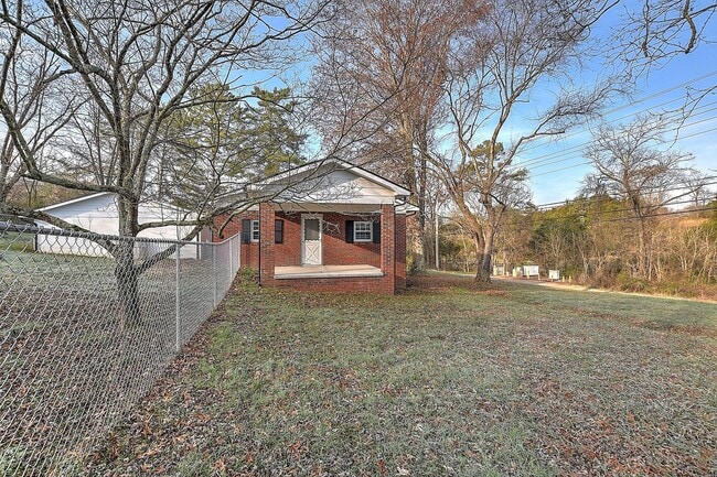 Building Photo - 4151 Cameron Rd