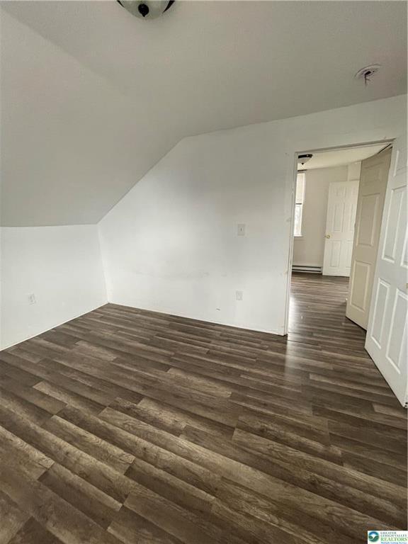 Building Photo - 551 Sumner Ct