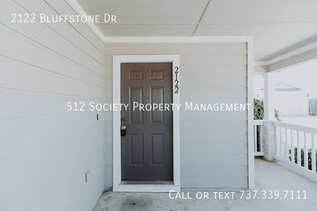 Building Photo - 2122 Bluffstone Dr