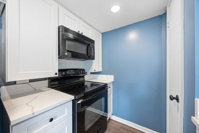 Building Photo - 14053 Vista Dr