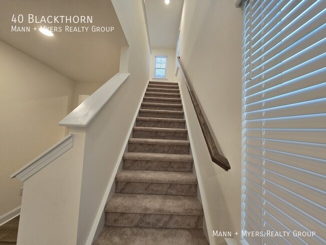 Building Photo - 40 Blackthorn-