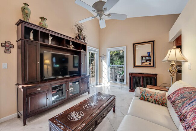 Building Photo - 6255 Timberlakes Way