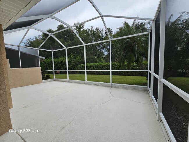 Building Photo - 9852 Bridgeton Dr