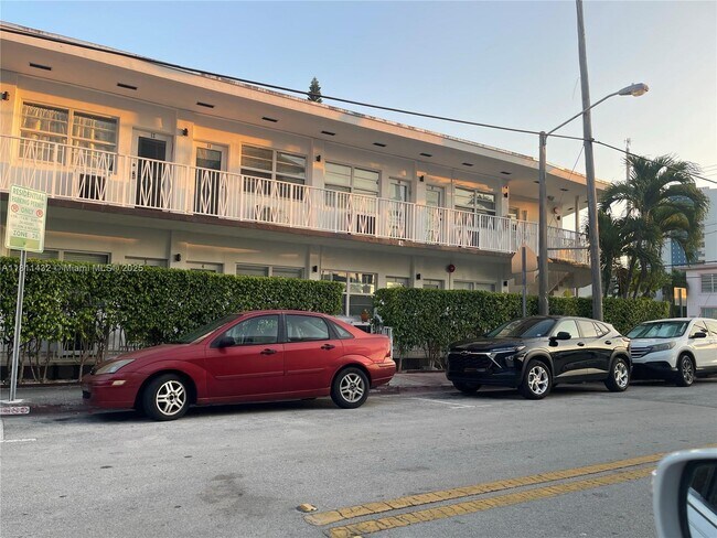 Primary Photo - 620 76th St