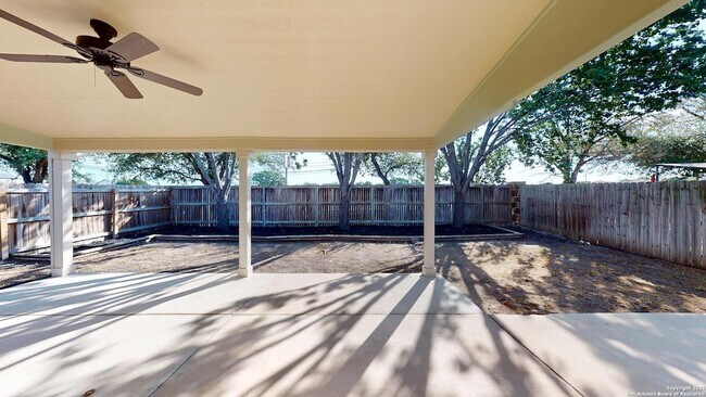 Building Photo - 117 Foxglove Pass