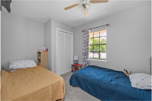 Building Photo - 111 Robinwood Dr NW
