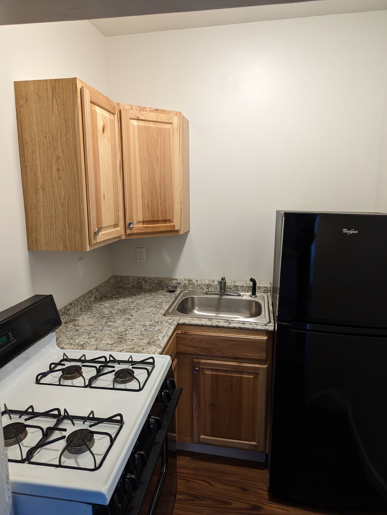 kitchen - 134 Hillsdale Street