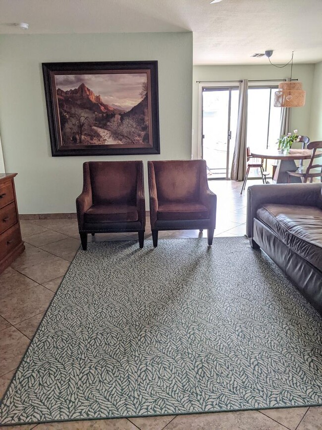 Building Photo - 1070 E Appaloosa Rd