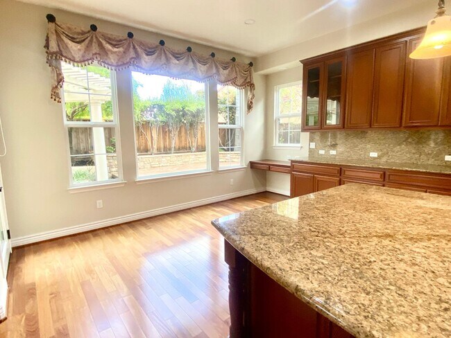 Building Photo - 3603 Fieldview Ct