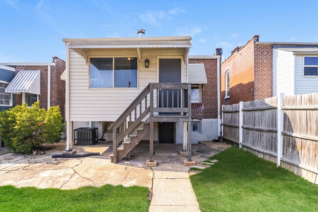 Building Photo - Fantastic 2bd/1ba home! Let yourself in!