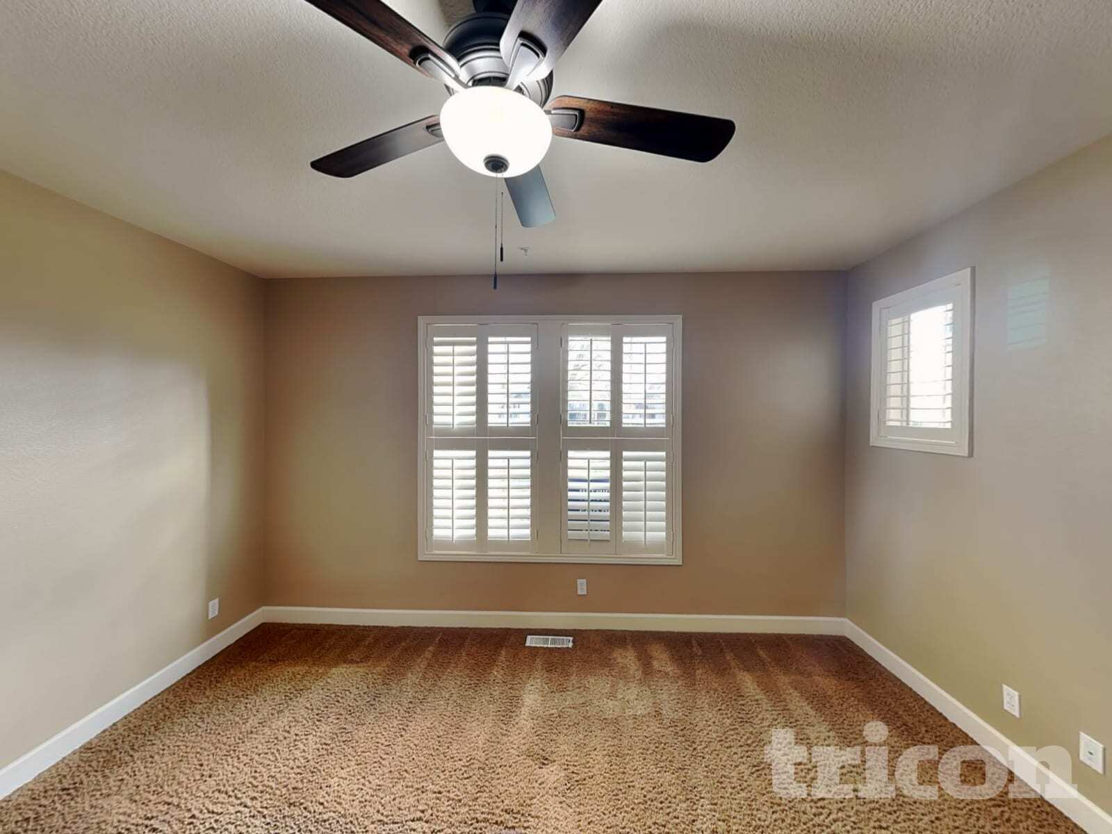 Building Photo - 29261 SW Charlotte Ln