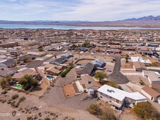 Building Photo - 2150 Lake Havasu Plaza