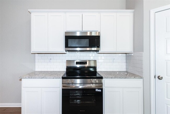 Building Photo - 403 Cross Barn Blvd