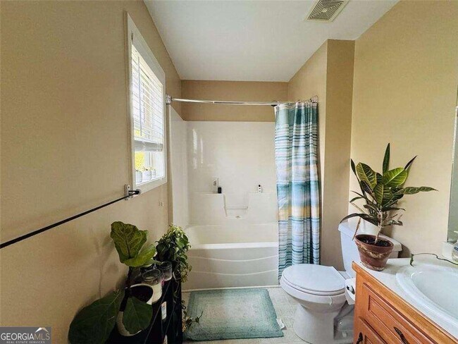 Building Photo - 106 Cypress Ct