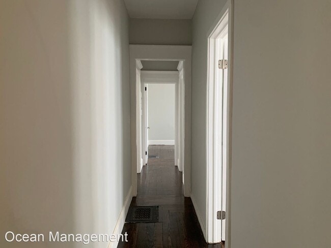 Building Photo - 364 Edgewood Ave