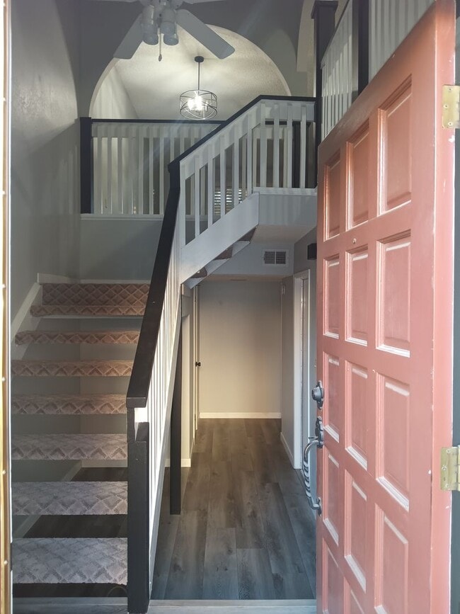 Building Photo - Desirable Two-Story Condo in the North East