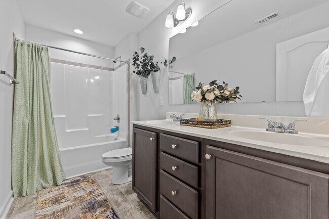 Building Photo - 1145 Camellia Dr