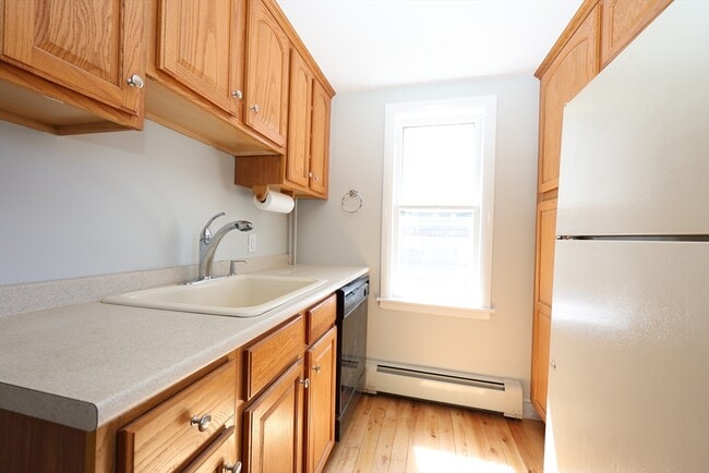 Building Photo - 150 Neponset St