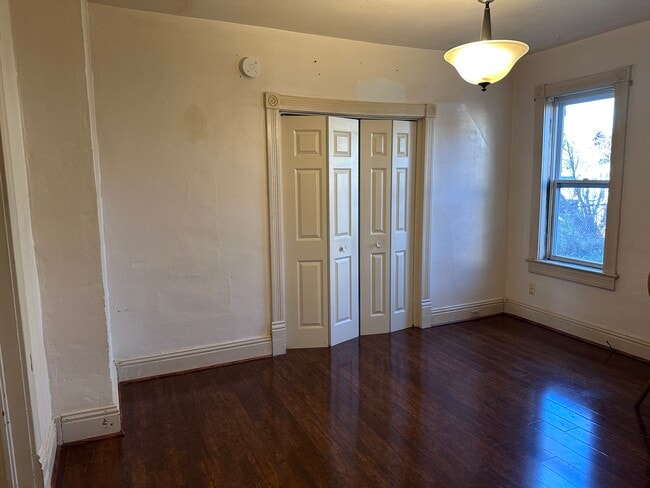 Building Photo - 315 N 2nd Ave