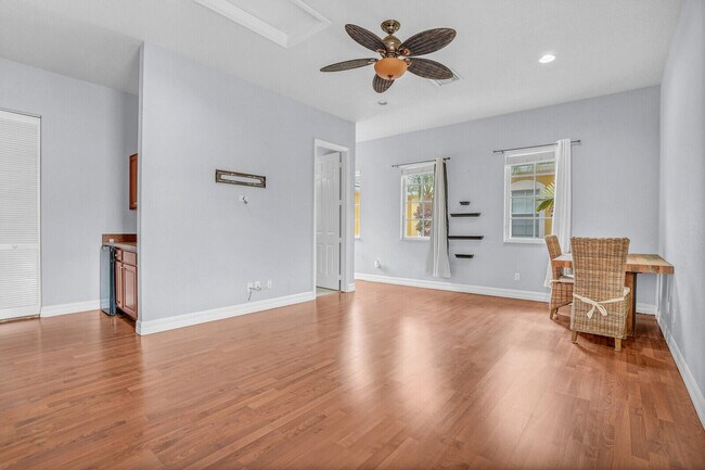 Building Photo - 123 Mulligan Pl