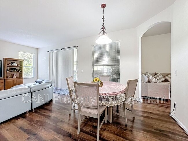 Building Photo - 3104 Conrad Ct