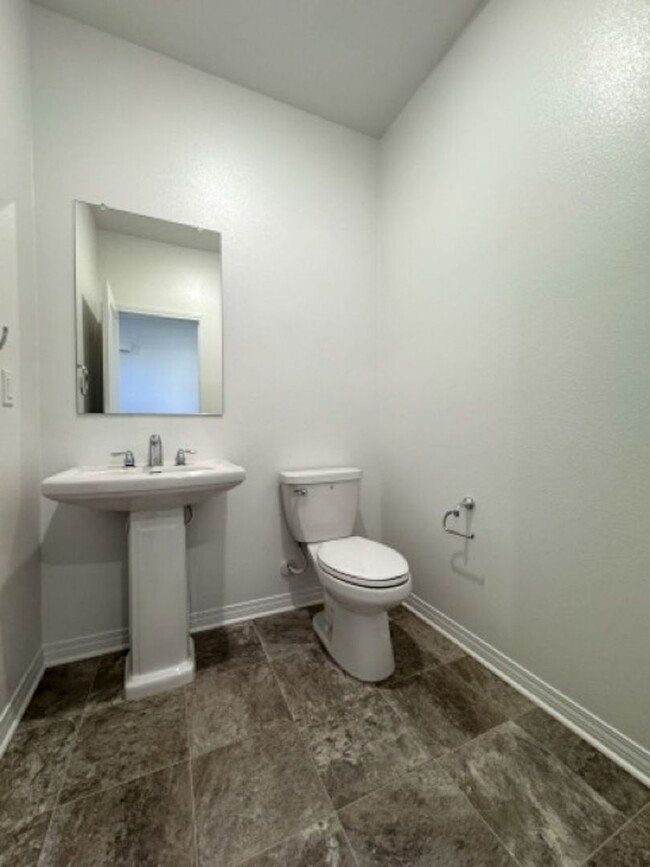 Building Photo - BRAND NEW 3 bedroom Willow Springs home av...