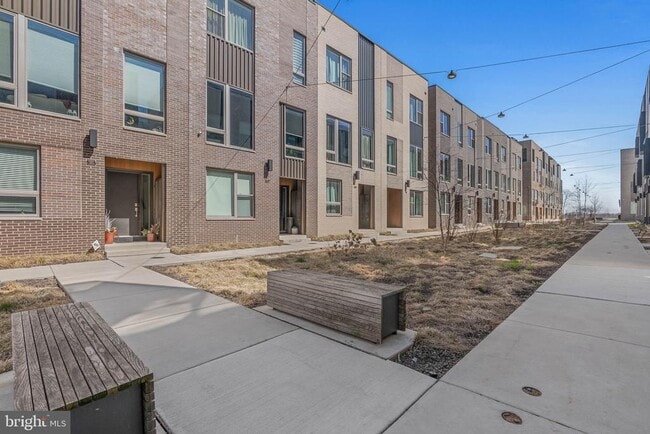 Building Photo - 3121 Sunrise Walk