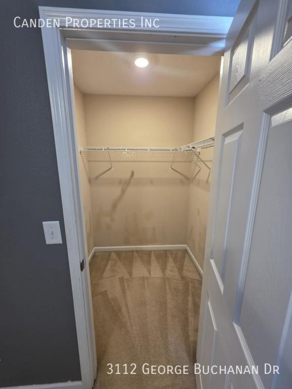 Building Photo - 3112 George Buchanan