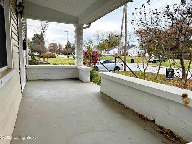 Building Photo - 2707 Cleveland Blvd