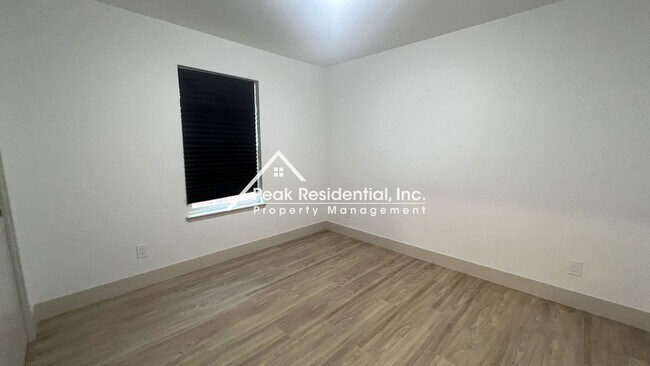Building Photo - Updated 3bd/2b Home Near UCD Med Center!