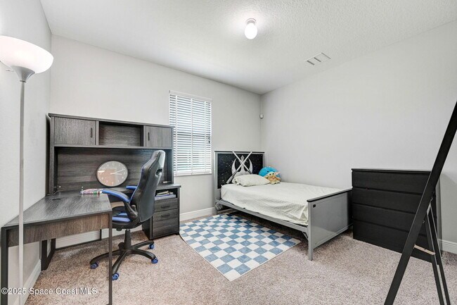 Building Photo - 7506 Millbrook Ave