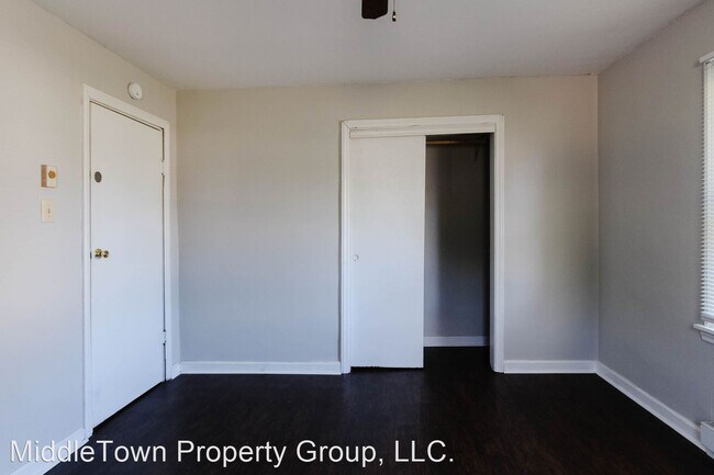 Building Photo - 3 br, 1 bath House - 2312 N Rosewood Ave