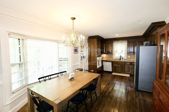 Building Photo - 10502 Crowncrest Ct