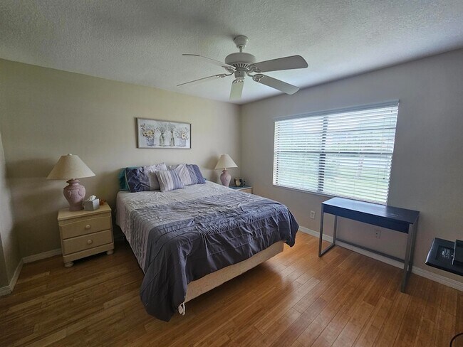 Building Photo - 47 Brigantine Ct