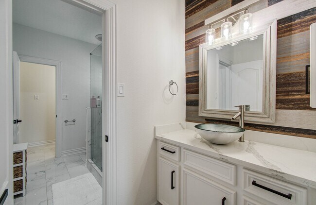 Building Photo - 18807 Oriole Point Ct