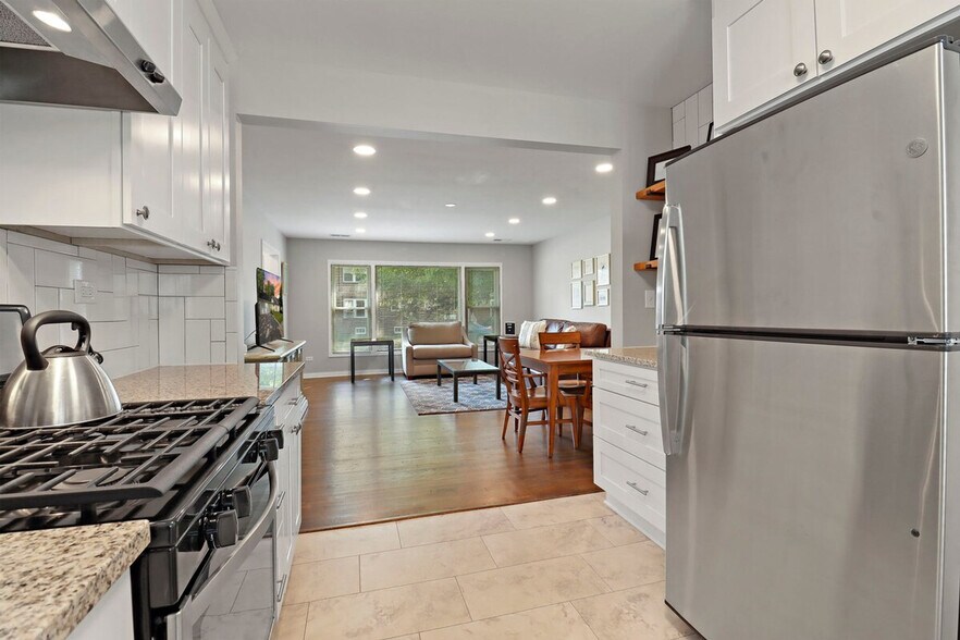 Building Photo - 1428 North Ave