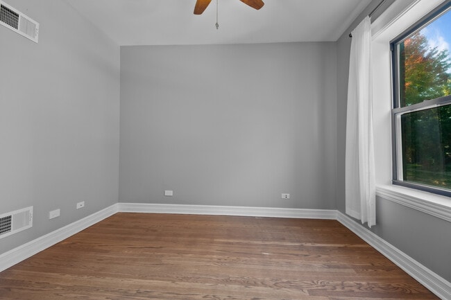 Building Photo - 2211 W Winona St