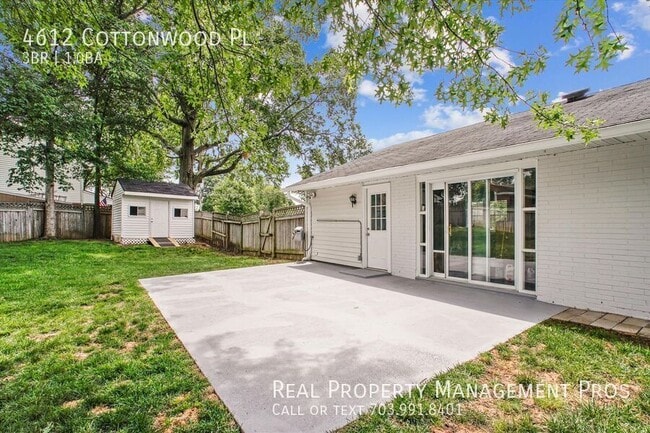 Building Photo - 4612 Cottonwood Pl