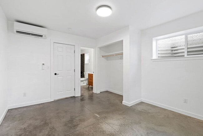 Building Photo - 345 Wheeler Ave