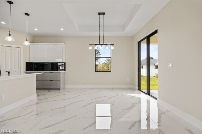 Building Photo - 2713 25th St SW