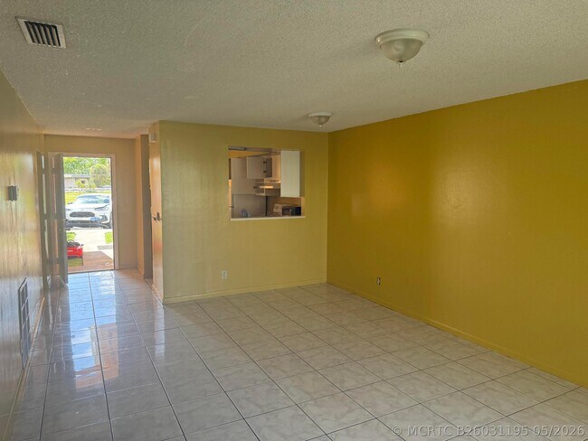 Building Photo - 2511 NW 56th Ave
