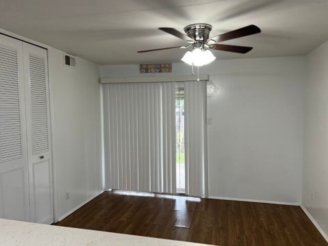Building Photo - 3/2/1 Home for Rent- Lackland Area