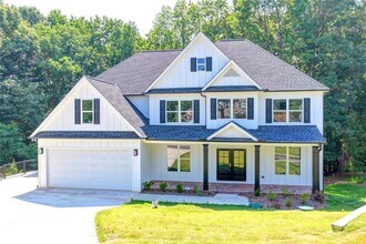Building Photo - 9135 Fox Trail Ln