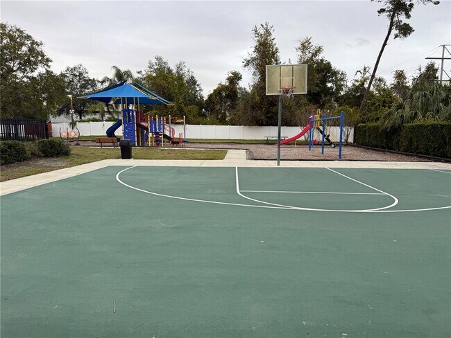 Building Photo - 113 Fern Springs St