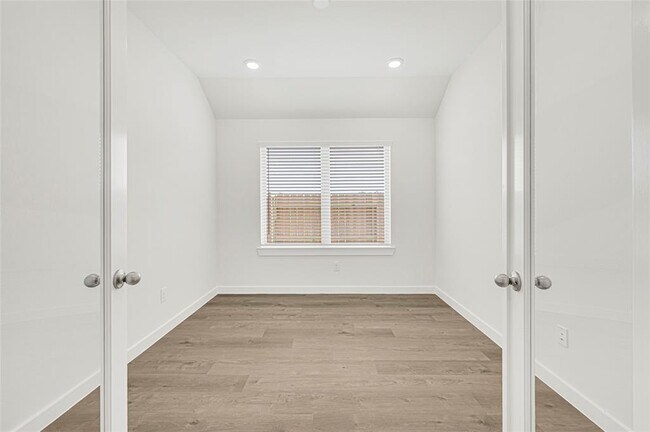 Building Photo - 17123 Bluebonnet Creek Trl