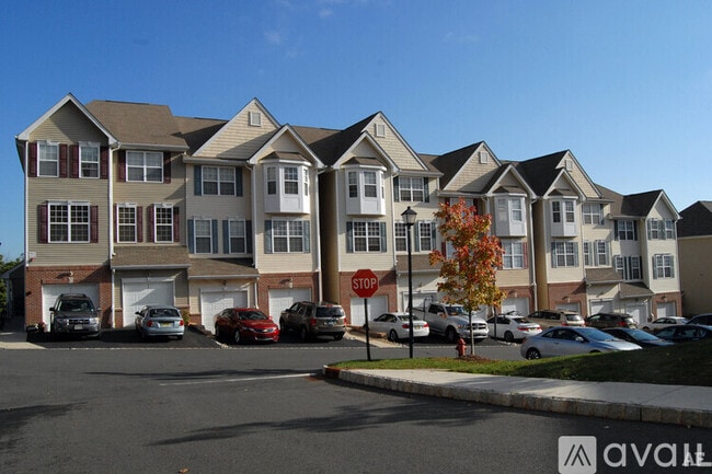 Building Photo - 25 Conover Terrace