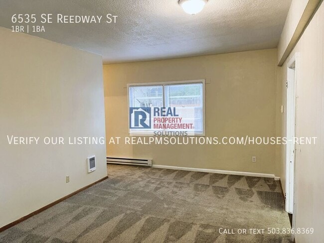 Building Photo - 6535 SE Reedway St