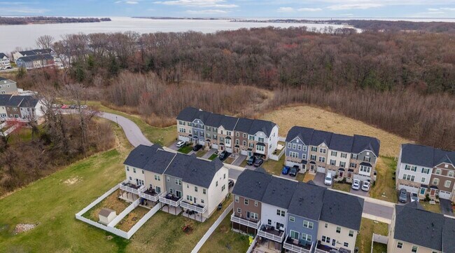 Building Photo - 2939 Shaws Rd