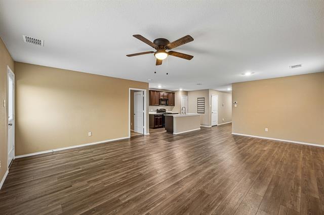 Building Photo - 1605 Fields View Dr