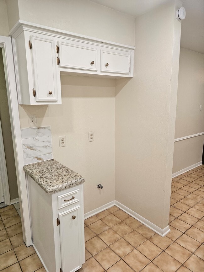 Building Photo - 3617 Nedith Ln